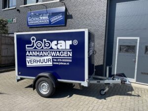 Home Gesloten aanhanger geschikt voor veilig transport van goederen bij JobCar